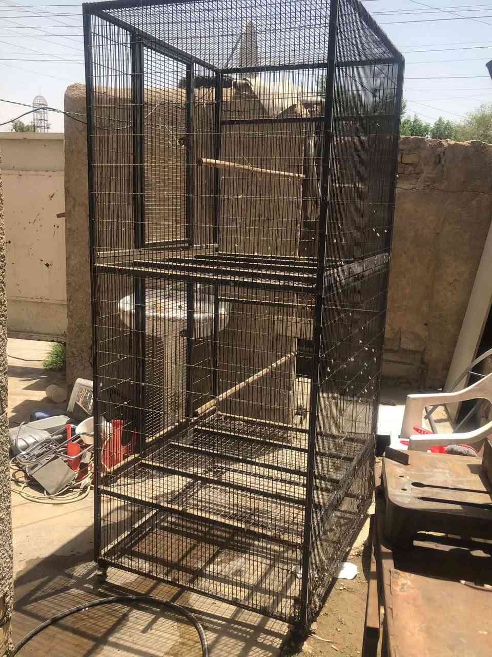قفص حديد يصلح لجميع طيور الزينه الارتفاع2العرض1متر طابقين الستفسار على الرقم***********
