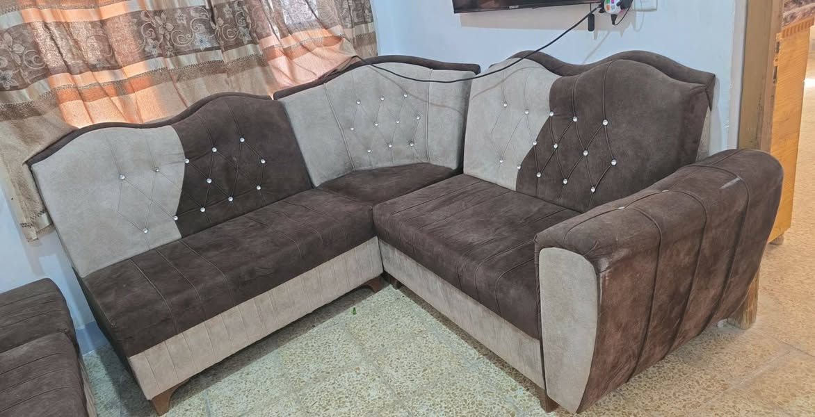 طخم خشب عراقي ثقيل نظيف مثل ماموضح بلصوره
سعر 130 الف بينو مجال للشراي
مكان موصل للاستفسار راسلو الصفحه📲


**إذا كنت صاحب هذا الإعلان وتريد حذفه لأي سبب، رجاءا أرسل رسالة إلى الدعم الفني**