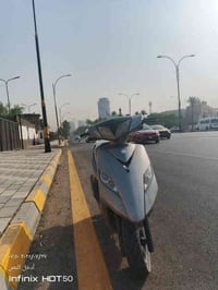 دراجه ثعلب للبيع كوم حديد بيه نقص التريشه اليسره سعرهه 250 قفل قفل مكا...