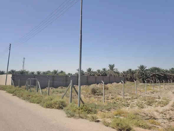 كربلاء المقدسة الجديدة
على طريق الزوار. 
قرب مبنى المحافظة الجديد

قطعة في منطقة شارع القصور/خلف جامعة العميد

أرض طابو صرف (ملك صرف حقيقي) لا يوجد حصة للدولة فيها

مساحة الارض: ٨٠٠م
واجهة الارض: ١٨م
سند الأرض: طابو صرف 
بأسم طبيب
مسيجة بجدار prc

كاملة الخدمات: تبليط، ماء قوي جداً، مجاري، كهرباء
 https://maps.app.goo.gl/mm8XJN5AuEhYcYgp7

للاتصال
***********
***********
