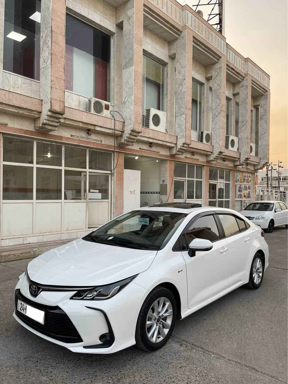 تۆیۆتا كرولا هایبرید 
شكل خليجي 
موديل 2025
مەکینە : ١٨ هایبرید
4 هزار ريفه جوي
فول موسفات :
ڕاداری پيش - برێک ئۆتۆ - خەتی جادە - سلایت - بەسمە - لایت لید - گێچ کامل ئەلیکتڕۆنی - کامیرا بۆ خوێندنەوەی هێمای هاتوچۆ - برێک بەسمە - ئۆتۆ هۆڵد - تحدید سرعة 
موبايل *********** اكر, نينوى
