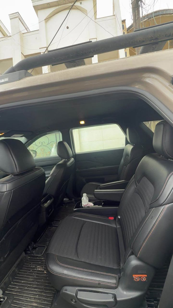 سلام وعليكم نيسان باث فايندر 
موديل 2024 
فئة rock creek
ماشية 15000 قابل لزياده 
سياره فول فول موصفات ريك روك 
حساسات امامي خلفي 
كشنات كهرباء +منفصل الخلفي 
سياره رقم اربيل باسمي تريد تحويل تريد وكاله 
جاهزه مجهزه سياره من صدر امامي خلفي 
ضرر سياره:جاملغ+بونيد 
ايرباكات:طاك راجع سستم 
سعر:230وبي مجال 
موقع:بغداد_الكريعات 
رقم تلفون:*********** بغداد, العراق
