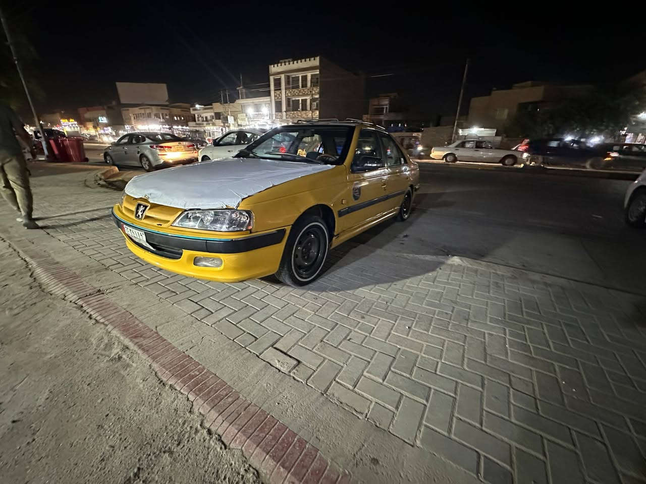 سلام عليكم بيجو بارص 2015
كير مكينه مكفول
سياره مكفوله كفاله عامه. بيه بس بارد بدون صبغ
بيه نقص تبريد فقط 
مصفرا هيه بسمي تحويل ثاني يوم مستعجل على بيعته بسب ضروف مكانه بغداد الدوره
سعر 39 وبيه مجال حك الجيه
شراي يخابر ماقصر ويا
*********** 
غير متواجد على الفيس
