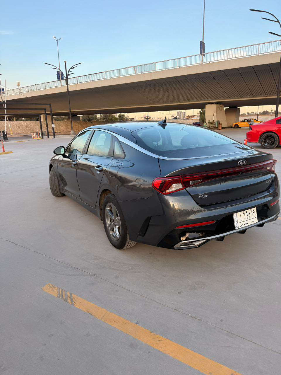 السلام عليكم
للبيع k5 موديل 2021 نص فول فئة Lxs ومواصفاتها المعروفة رقم بابل
حادث السياره
*فقط بارد جاملغ وحافت البنيد وصور الحادث مرفق
مواصفات السياره
*دشبول بيانوا 
*اربع وضعيات قياده
*رادرات امامي وجانبيه وحساس خلفي
*مكينه 1600تيربوا اقتصادي جدا 
*شاشه كار بلي +كاميره خلفيه
*ويل 16
*السياره مسويله ادامه كامله صدر وبلكات ونوزلات وبولش ونانوا سيراميم
السياره جديده استخدام شخصي معروضه 16 الف دولار وبيه مجال بسيط مكان السياره بغداد السيديه 
للاستفسار للاتصال *********** بغداد, العراق
