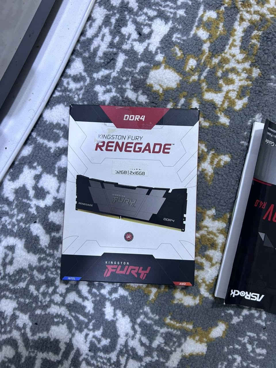 -مزربورد B450
-رام 16gb 3600mhz واحد قطع
-کیس فارغ ابیض
کلها ب ١٣٠ الف
بس المزر بورد واحد من مکان الرامان میشغل.


**إذا كنت صاحب هذا الإعلان وتريد حذفه لأي سبب، رجاءا أرسل رسالة إلى الدعم الفني**