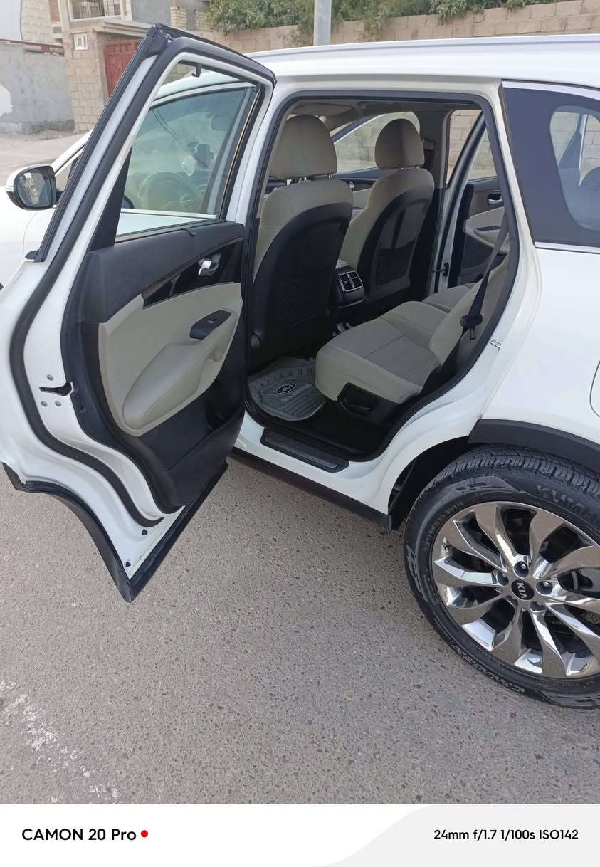 السلام عليكم 
للبيع كيا سورنتو موديل ٢٠٢٠ رقم بغداد انكليزي السنويه لل ٣١
ماشيه  ١٠٤ السياره خليجي محرك ٦ سلندر 
بيها بابين عكس السائق صبغ بدون دواخل أثر صفار.. المحرك مفتوح رواجز ورنكات اشتغلته بشركة موبس وكاله السياره حلوه ونظيفه .. السعر
٢١٥ ورقه 
مكان السياره الفلوجه 
***********
***********
***********
