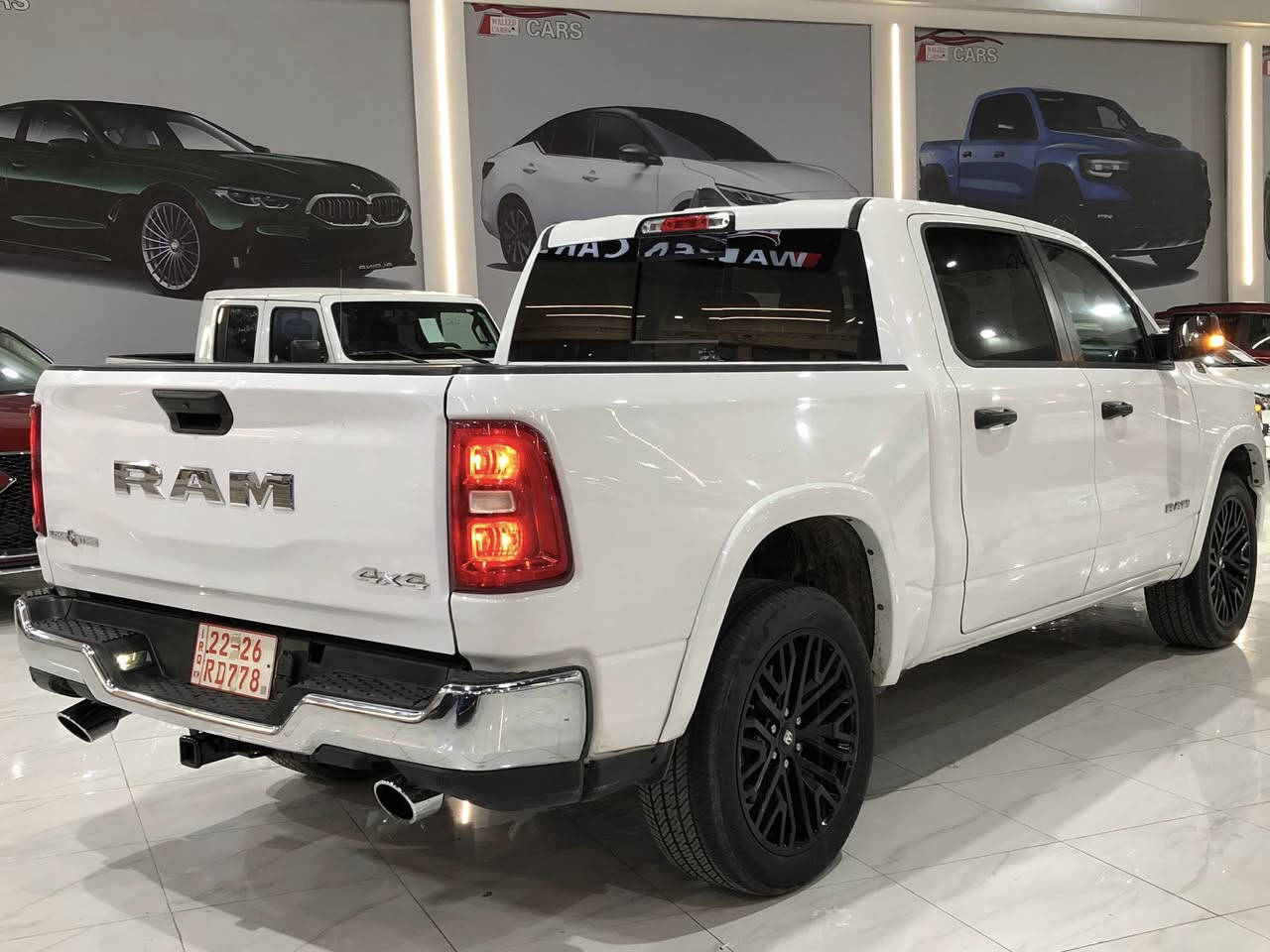 السلام عليكم
دوج رام امريكي  1500 
موديل 2025
محرك  3600 v6
ماشي 16 الف ميل فقط 
بجم كبس 
بدون صبغ 

موصفاته Lone Store
بصمه
ابواب بصمه
شاشة وكاميرا دواره 
تحديد المسار
تحديد السرعه
كشن كهربائي
بريك بصمه
كير موس
شاشه
كاميرا
تحديد السرعه
بلاجكتور

اربيل
معرض ولید كارس
سعرها 335 ورقه 
بدون رقم
شراي يتصل عل رقم☎️***********
اسيا ***********
