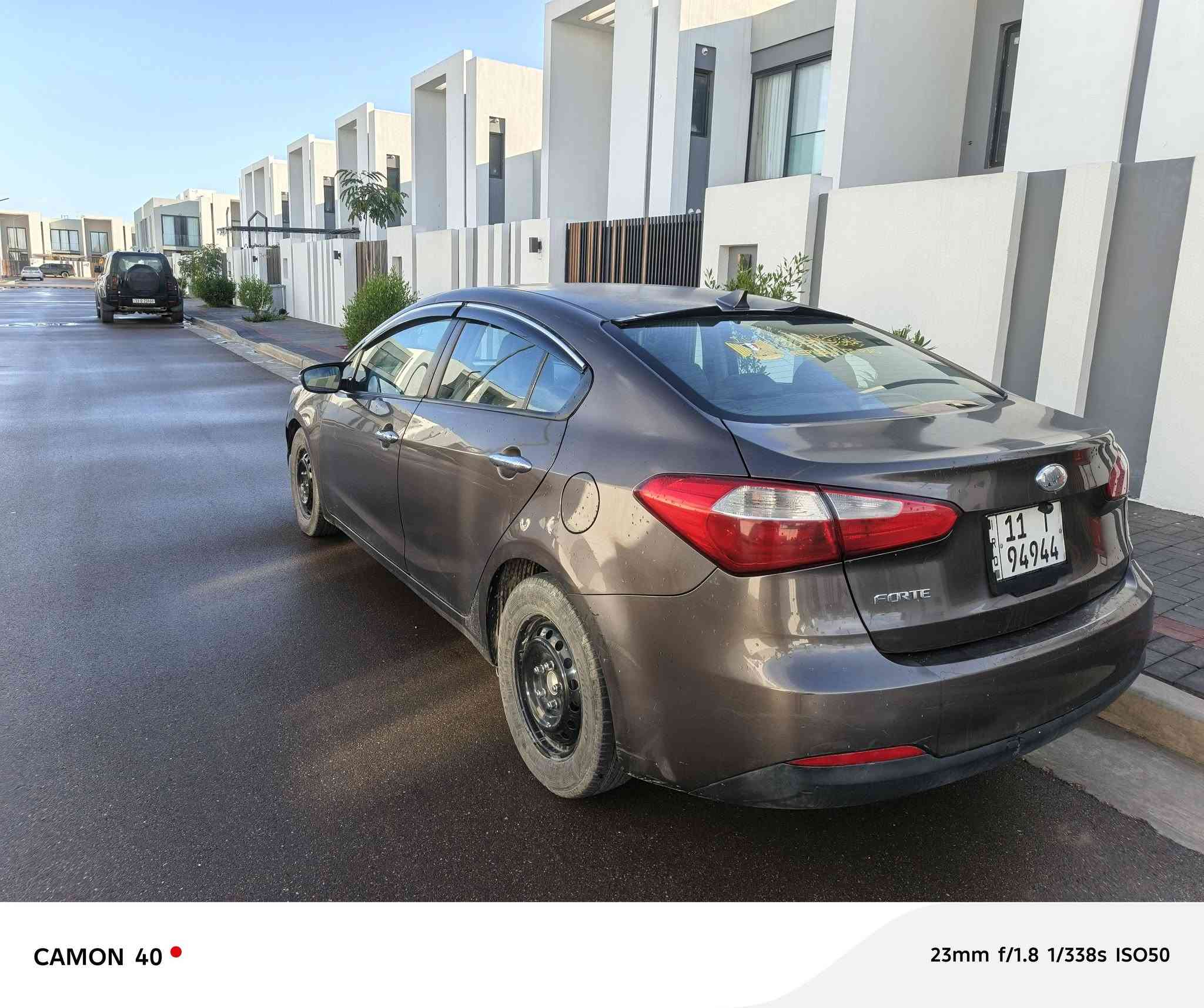 فورتي 2015 وارد امريكي بدون حادث بدون دواخل بيها صبغ باب وجاملغ ورصعات حسب السونار مكاني بغداد معروضه 107$ بيها مجال للشراي ***********
