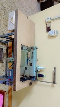مكينة خياطة للبيع شرط شغال السعر،150 الف التواصل واتساب فقط 0772918550...