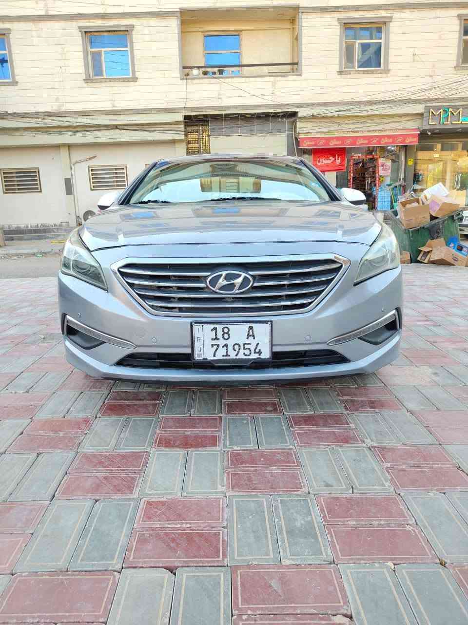 السلام عليكم سوناتا مديل 2015 للبيع رقم بابل انكليزي مشروع وطني تحويل ثاني يوم سنويه جديده هزه جديده وارد امريكي حادثه بنيد فقط بدون  دواخل السياره ليبل واحد ماعده البنيد صبغ فقط  مكينه 2400 مكينه كير حداديه تخم تاير جديد تبريد ثلج السياره جاهزه كل نقص ما بيها مواصفات كامره حساسات تحكم   استيرن داخل لونين ثلاث انضمه قياده السعر 108 وبيها مجال مكاني كربلاء رقم الهاتف ***********
***********
