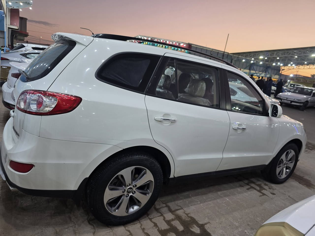 سنتافي
كفاله مديل 2012 البيع 

اربيل مواصفات فول ماعده البصمه 
محرك ٤ سلندر 

السعر ١٤٥ رقم ***********
