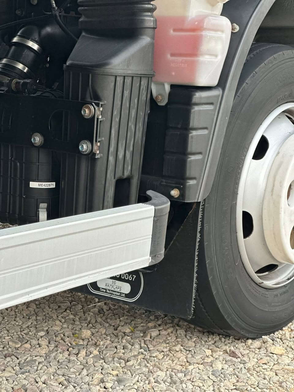 ‏سلام عليكم كنترأوروبي  ‏موديل 16 سيارة فول مواصفات سيارة كفالة عام مكينةكير شاص كشر كل كفالة عامة على وضع الشركة السيارة ما مشتغل بالعراق نهائيا جادرمسرحي سيارة دسك امامي خلفي تبريد بلادي رادار مانع انزلاقارباك تاير 17 ونص بلادي صناعة السيارة الماني الاستفسار أكثر اتصل على هذا الرقم ***********
