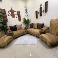 تخم ٧مقاعد • دزاين فرنسي • الصليخ