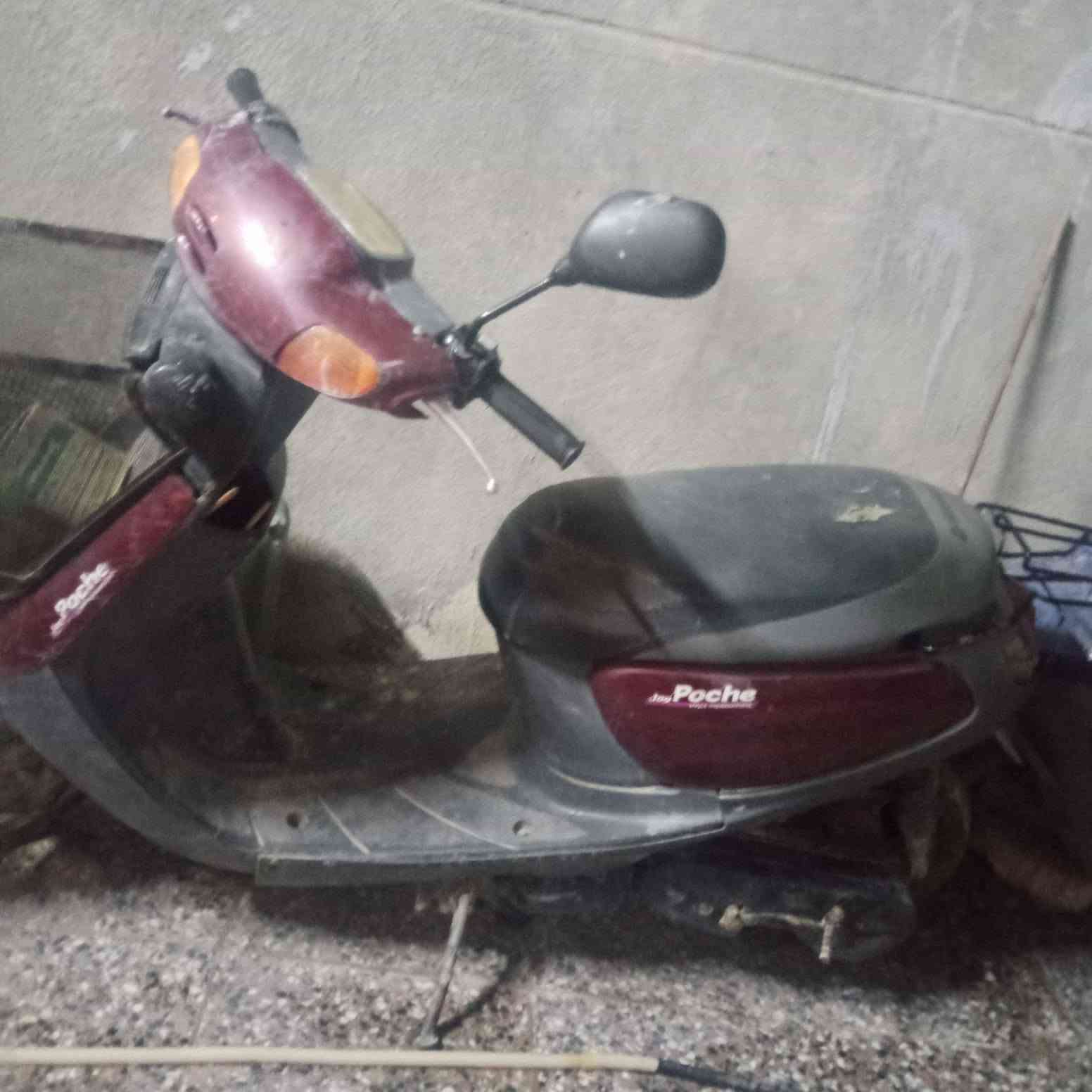سلام عليكم دراجه للبيع 200الف وبيه مجال للطيبين هاتف/‍***********
