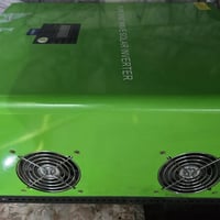 انفيرتر ٢٤ فولت ٣كيلو واط مع لوحين ٣٣٠ واط  متروكات صار سنة بدون بطاري...