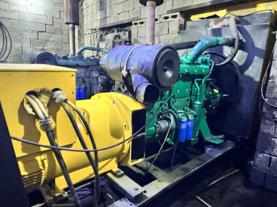 السلام عليكم
مولده للبيع 
نوع فالفو 
حجم 122
***********
