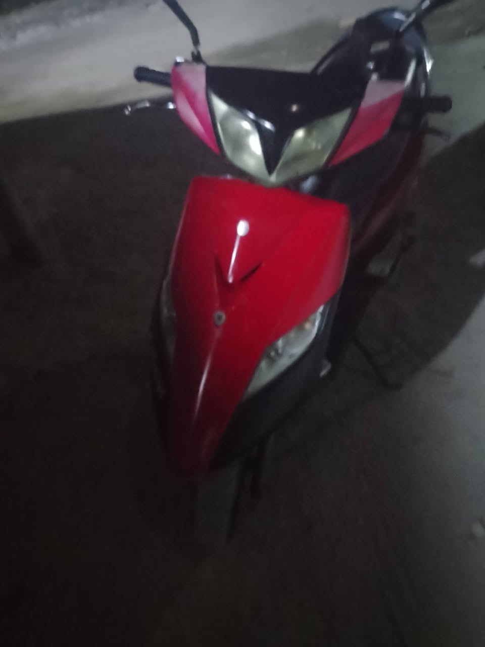 السلام عليكم ثعلب البيع  نضيفه بس ابيعها كوم حديد  لين بيه نقوصات مع العلم تشتغل تجي تاخذه وتروح لا دكلي شبيه وما بيه  السعر 350وبيه مجال حك الجيه بغداد سبع البور  ***********
