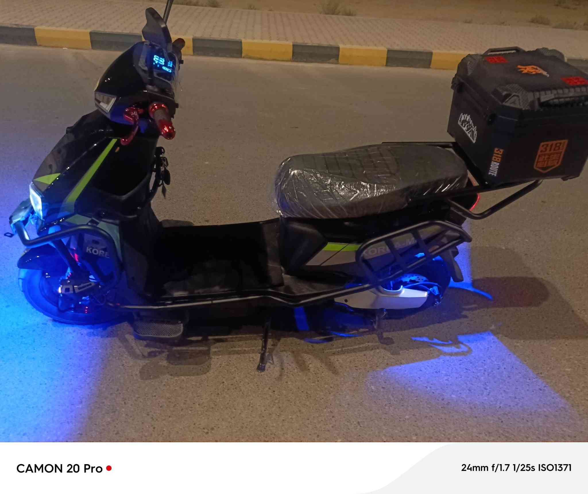 موطور شحن موديل 2026سكنس تشغيل عن بعد بصمه كارت ست بطاريات نضام بك صارله اقل من شهر من مشدود بعده طك لو جلخ مابي  رقم تلفون ‏‪***********‬‏/السعر وبي مجال  850
