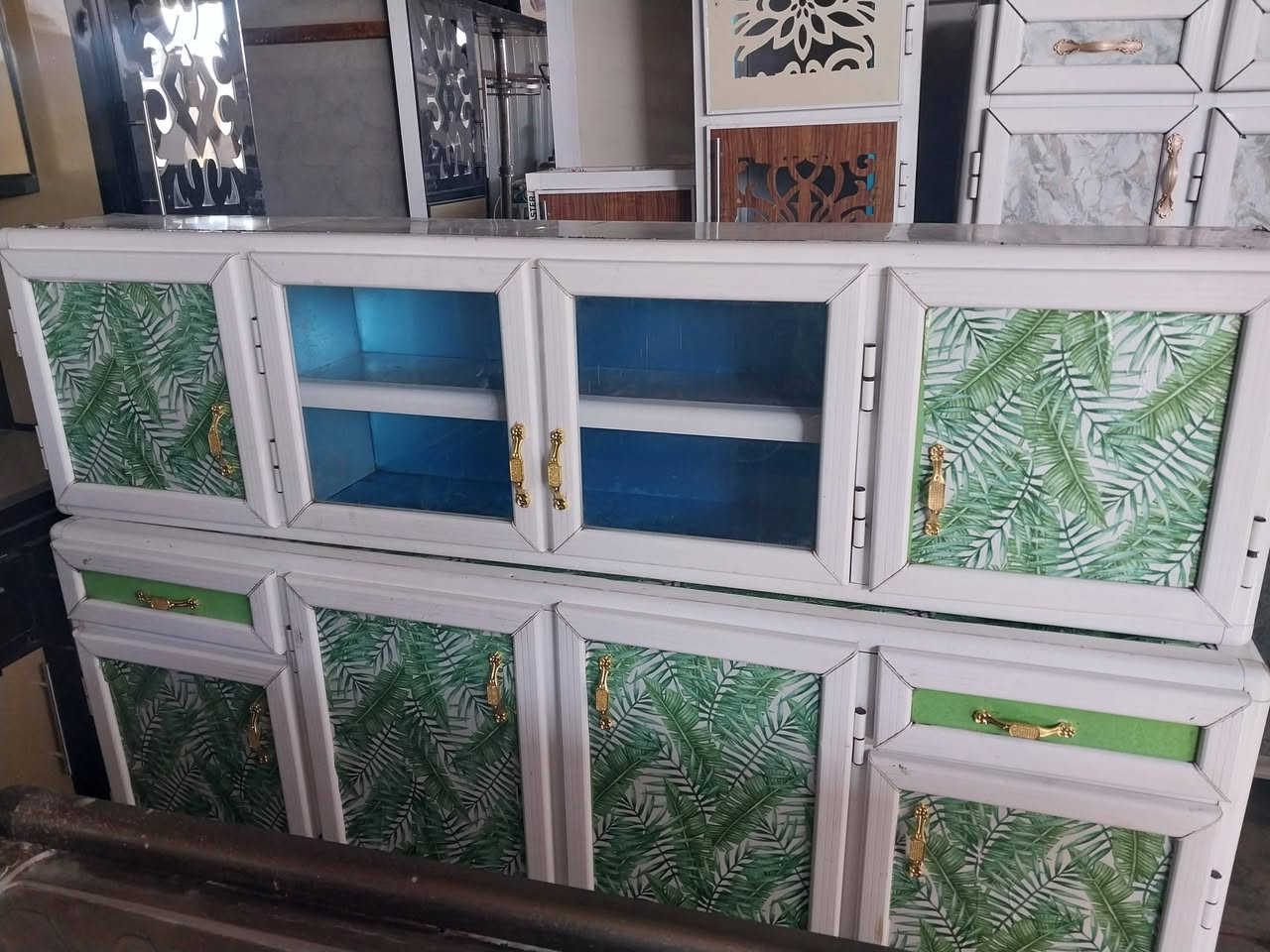 بسم الله وعلى بركة الله 
يتوفر لدينا انواع لكاونترات وجميع القياسات 😍😍
سنك سطح بوحده 😍
سنك حوض بوحده 
ثلاجات ابلاديه مامصلحه 😍
طباخات المصري 😍 كريازي 
موجمدات 😍 حجم صغير 

***********
حارث
