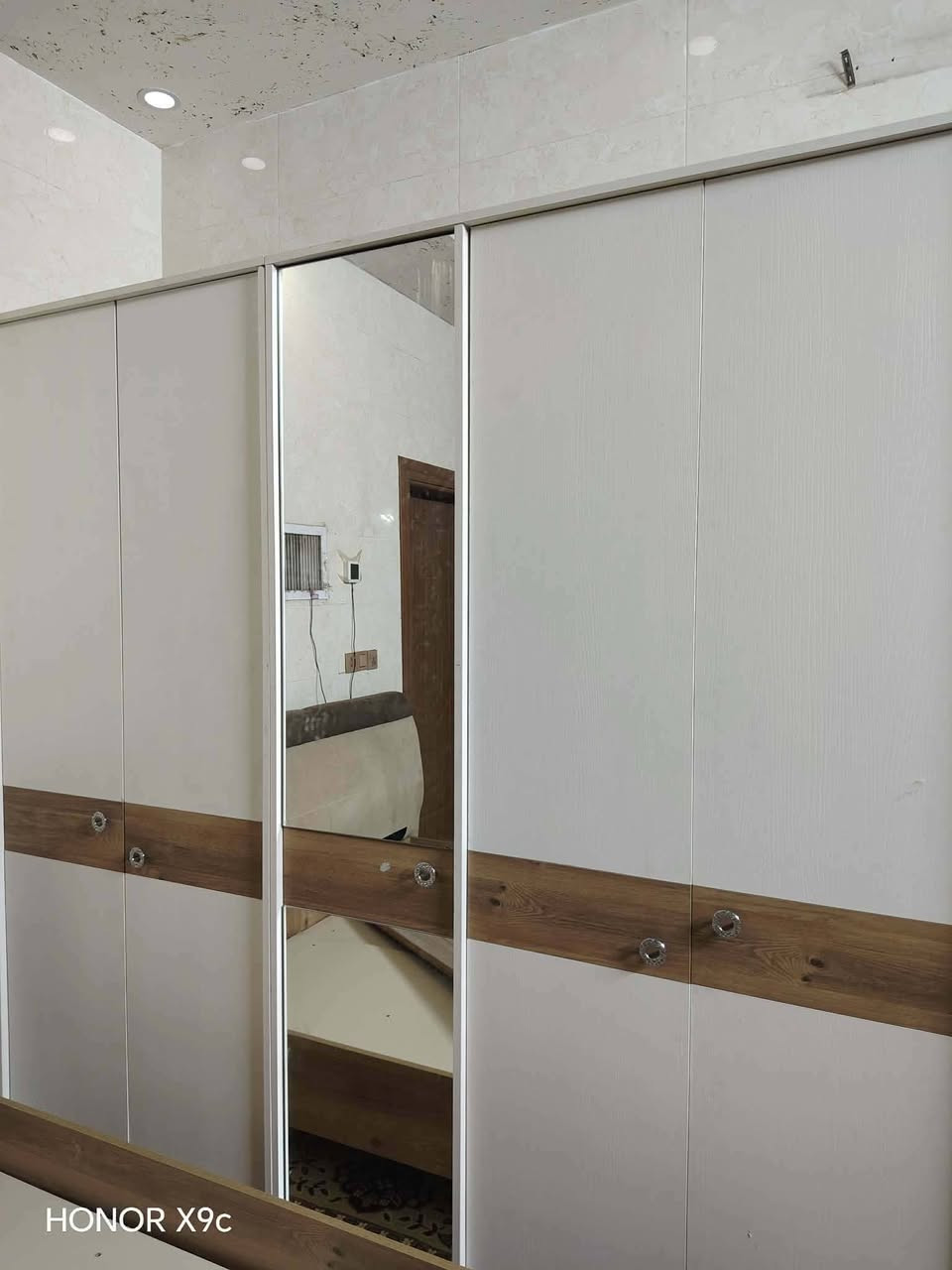 عندي غرفة خمس قطع ماركة كوالتكي عالي بدون دوشك 375 وكنتور بابين تقريبا جديد 75


**إذا كنت صاحب هذا الإعلان وتريد حذفه لأي سبب، رجاءا أرسل رسالة إلى الدعم الفني**