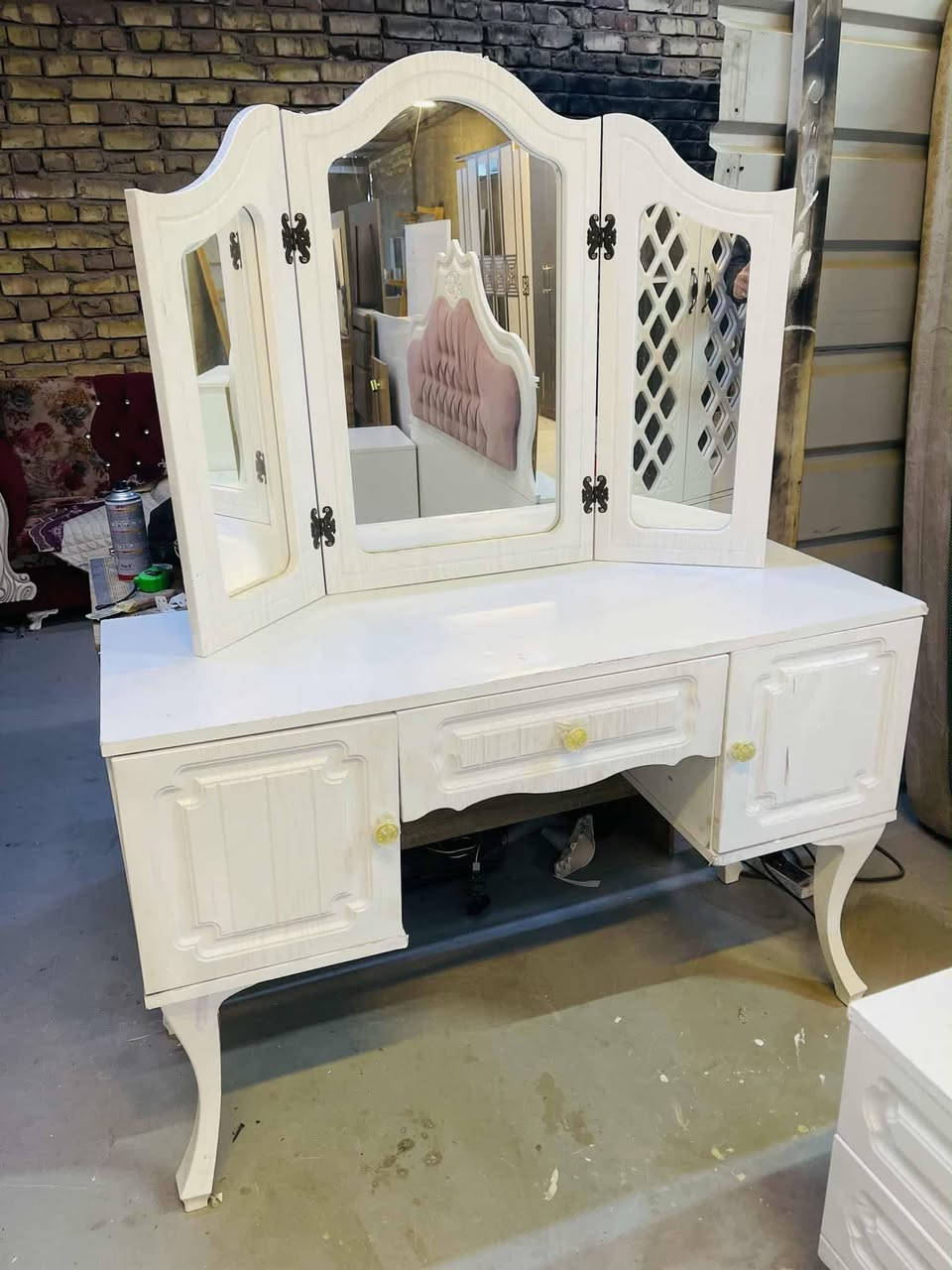 غرفه تركي كانتري مستخدم نظيف سعر 550قفل مع شد نقل دخل بغداد مجاني و المحافظات بكروه حجز واتساب فقط .***********
