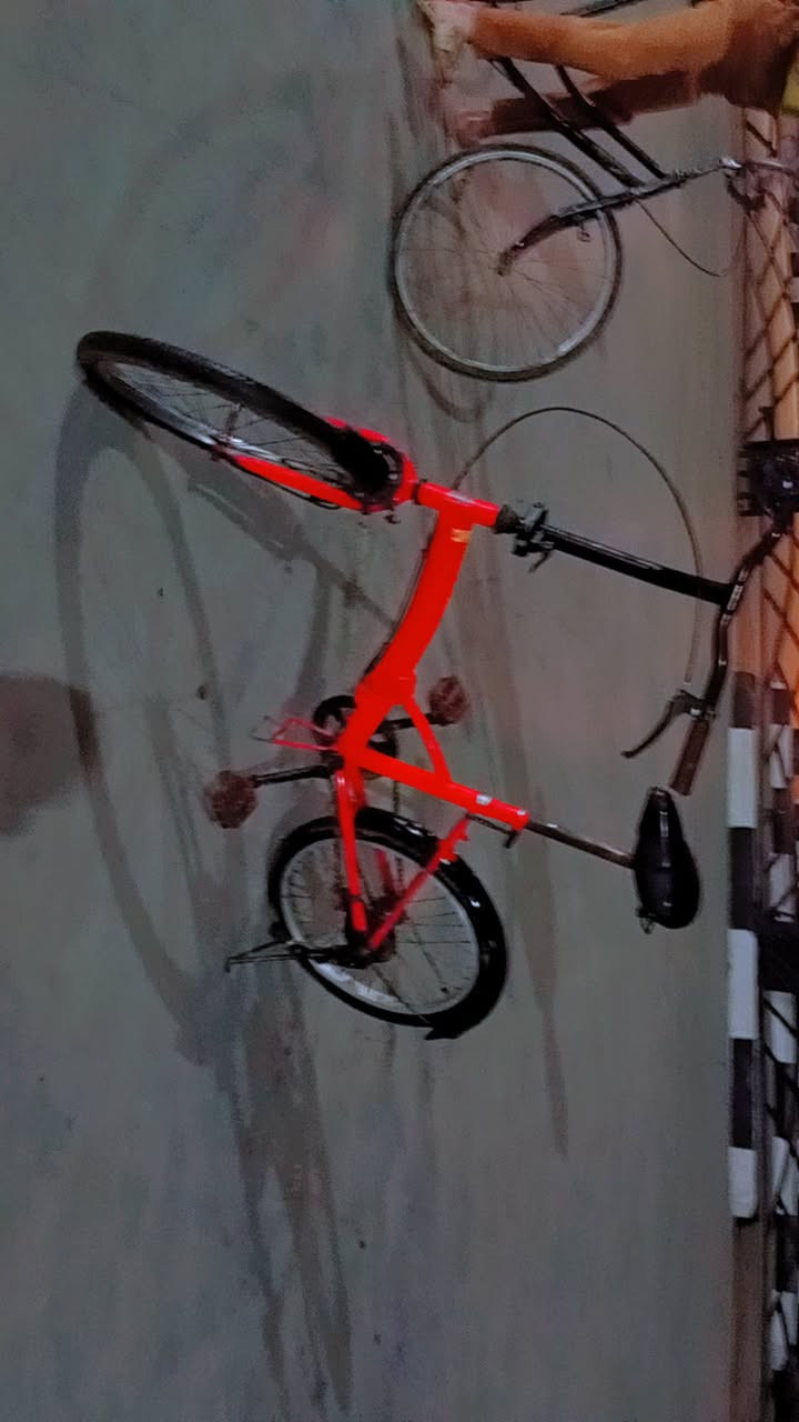 السلام عليكم شباب هاذ البيسكل البيع مديل عشرين والله العظيم البيسكل نضيف وحلو والبارح اشتريته من ابو القاسم ب90 اشتريته  وانت واني عارضه ب85,وبي مجال
 مو بدال ومكاني ميسان حي العامل شارع عكش


**إذا كنت صاحب هذا الإعلان وتريد حذفه لأي سبب، رجاءا أرسل رسالة إلى الدعم الفني**