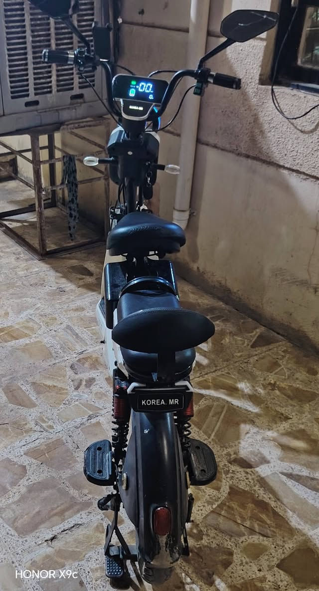 سلام عليكم
عندي ماطور شحن مديل 25بطاريته زينه حساسات مثبت سرعه اربعه سرعه الماطور وضع شركه كله جديد امبدل بس دسك جديد حطيتله والباقي كله جديد تايرات جديده اشاير كهربائيات كلها شغاله رايده نقد 600 وبيه مجال موجود ابتكريت وهاذا رقمي اني مجرد وصيط
وهاذا رقم تلفوني *********** بيه واتس @إشارة
