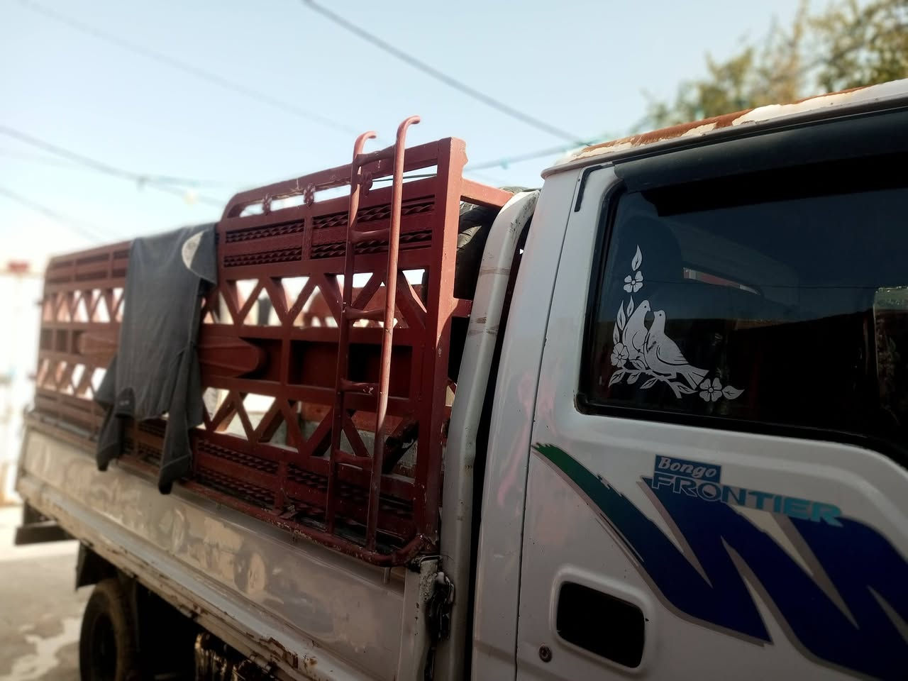 يا الله كيا فونتيره سياره رقم انكليزي باسمي محرك خير من الله كير اكسن خير من الله الشراي يتصل علئ هذه الرقم وبي خير ويدلل

***********
