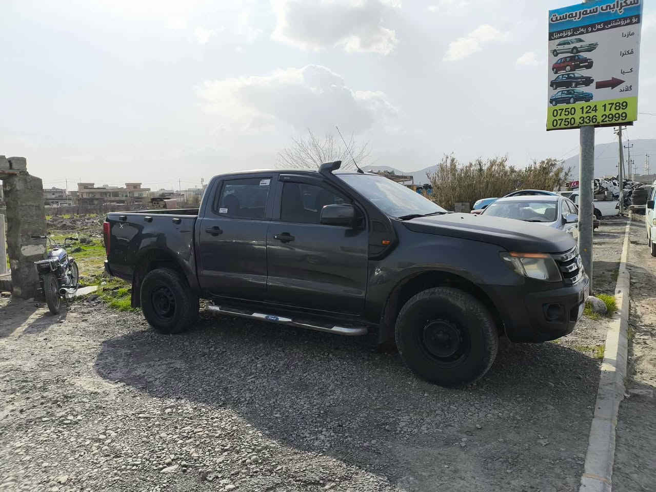 فۆرد ڕەجەر مۆدیل ٢٠١٢ گاز انجیکتەر و سۆپەر  گێر مەکینە ئەکسل بەشەرت تایەی تازەیە سەنەوی تازەیە نمونەیە لە جوانی هەموو گیانی بەشەرت نرخی ١١٢ کەمێک مەجال ژ.م*********** رانية, السليمانية
