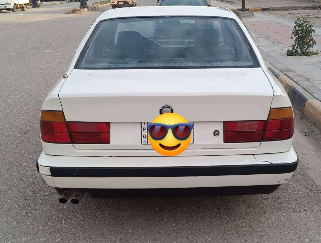 BMW موديل 91
حجم 525رقم واسط انكليزي بأسمي تحويل مباشر 
تبريد كهربائيات كلها شغاله 
منظومه لايت جديد 
تخم تاير جديد 
كير مكينه خير من الله 
حداديه 75%
مكان السياره واسط الكوت 
السعر 52وبيها مجال 
***********
