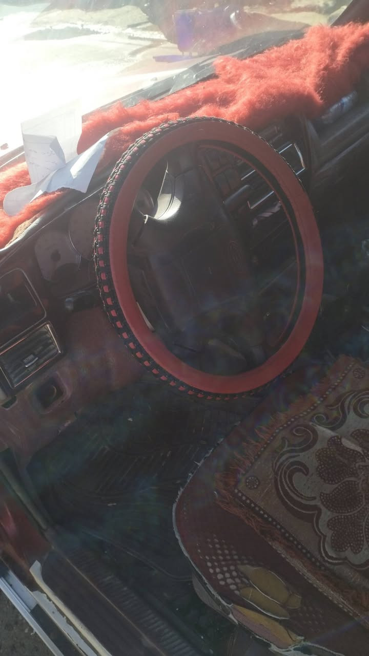 السلام عليكم بيكم كنو 2007 رقم ديالى سياره بلاديه لا صبغ ولا ضربه سياره فقط دشبول الفوك مكسر من وره شمس والمكينه بيه خيط تبخير سنويه لل 27 
السعر 42 بيها مجاال حك الجيه 
المكان بغداد الراشديه قرب جديده الشط
هاتف ‏‪0772 741 9248‬‏
