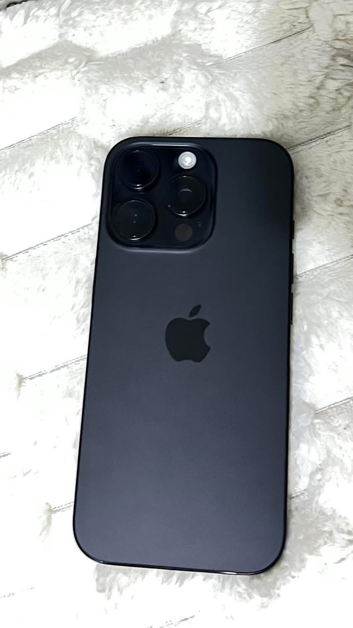 السلام عليكم اولاً جهاز آيفون 13برو ماكس ذاكره 256 لون بحري بطاريه 95نضافه 100السعر 750
ثانيا آيفون 16برو ذاكره 128لون نيلي بطاريه 100نضافه 100السعر 1100 علما الآيفون 16كامل ملحقاته  موجوده 
الاتصال عل الرقم ***********واتساب بي
