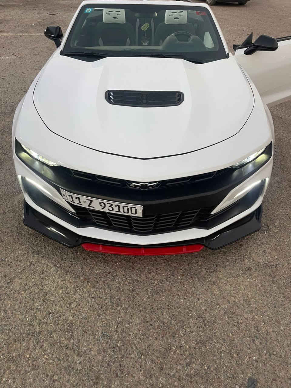 السلام عليكم للبيع كمارو                                                     موديل 2023.                                                               وارد امريكي.                                                                 رقم بغداد الجديد تحويل ثاني يوم.                                        ماشيه 23ميل                                                                  كير محرك مكفول                                                             محرك 8سلندر.                                                           السياره جاهزه مانقصه شي                                             مكان بغداد العامريه.                                                   للتواصل *********** /***********
