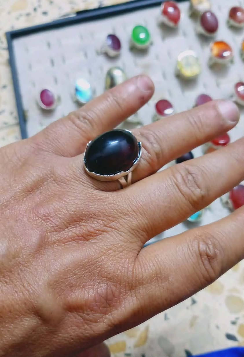 منو يصيده.. شفه العبد صياغه يدويه فضه 925 مختوم سعر 30الف مع توصيل واتساب ***********..
