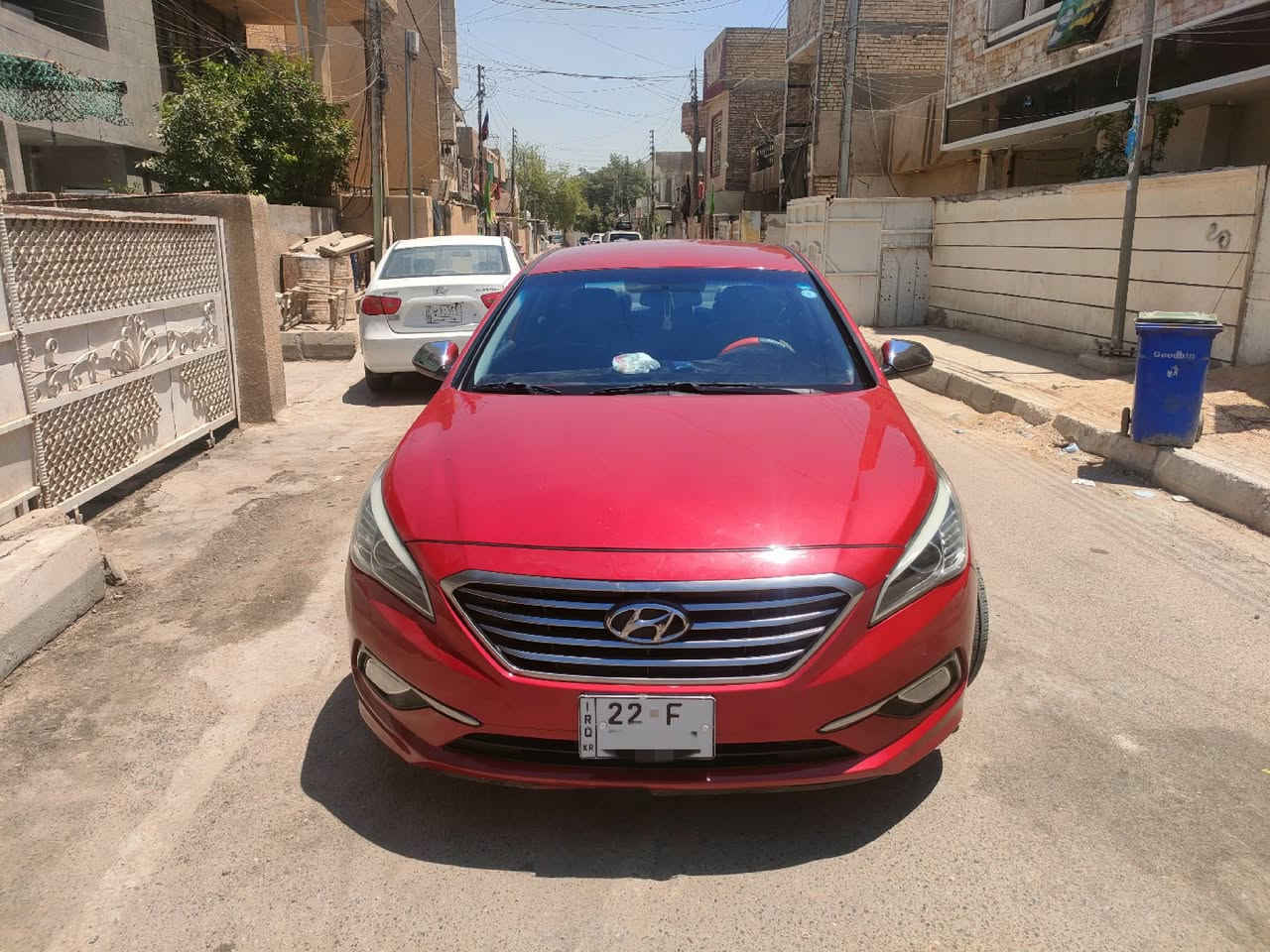 السلام عليكم  للبيع سوناتا موديل 2017 وارد امريكي حادثة من امريكا قطعتين حافت الجاملغ وشويه من البنيد شرط السونار 
لون ماروني مميز🍒 
محرك 2400 gdi 🚀
الكير اي تي
ماشيه (93)
تبريد ثلج ❄️☃️
تخم تاير جديد🛞
تحكم ستيرن جهتين
شاشه كبيره 
رقم أربيل دولي الجديد
المحرك والكير مكفولات
باقي المواصفات معروفه 
ثلاث انضمت قياده (ايكو/نورمال/سبورت)✈️
مانع انزلاق 
مثبت سرعه 
السعر 121وبي مجال 💵
الاستفسار ***********📲
العنوان بغداد/ البياع
