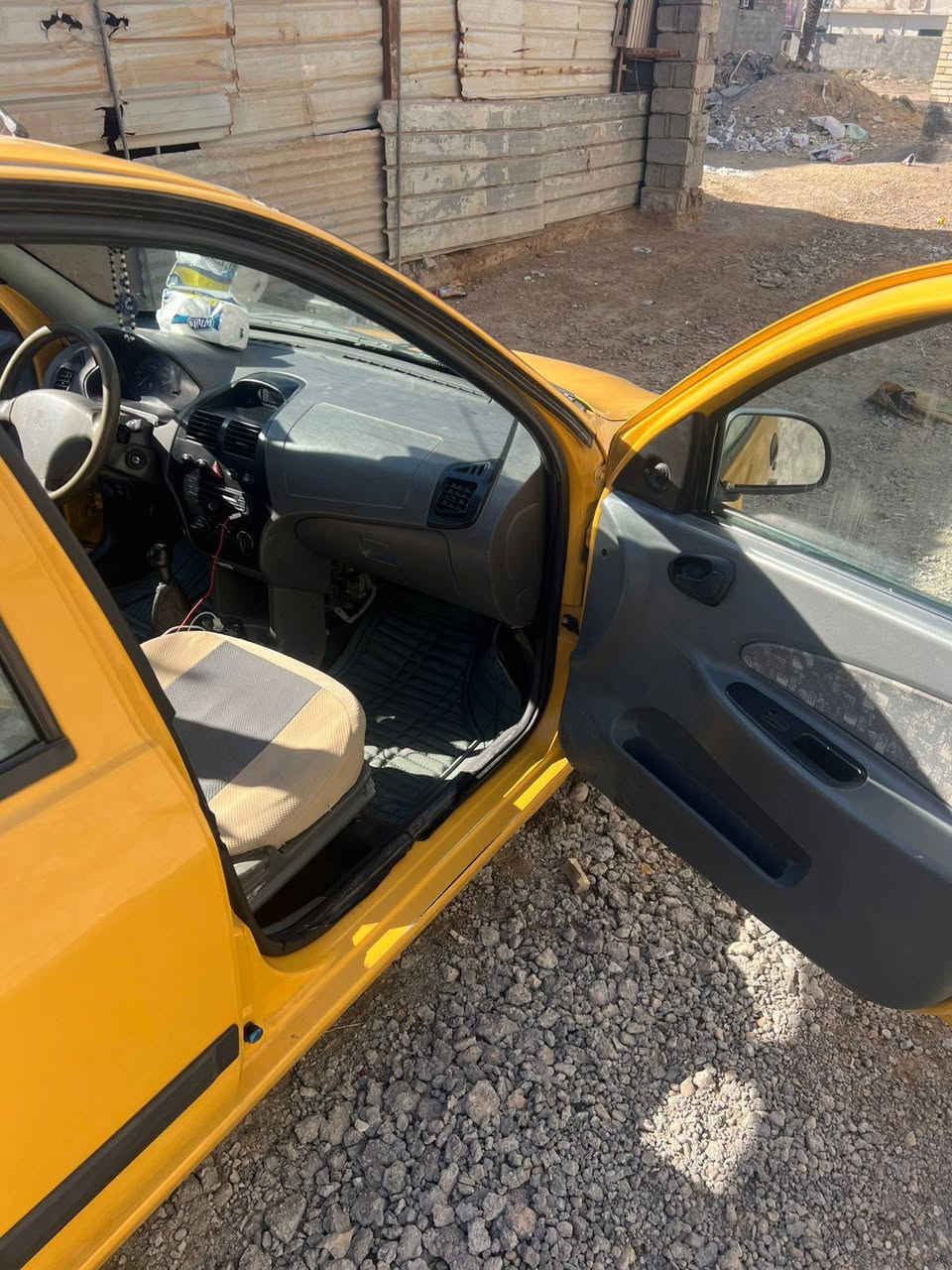 سلام عليكم سياره طيبه لبيع موديل 15سياره نضيفه تبريد ثلج حماوه ربع هلاللات معمره بيهه باب سائق على بارد كير خير من الله مكينه خيط تبخير المكان بغداد حي جهاد رقم ***********سعر 36
