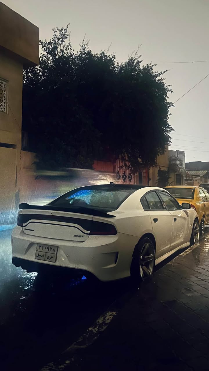 جارجر دايتونا rt5700
فول موصفات 
ضرر فقط بنيد شبر منه مصلح ومصبوغ 
والباقي مكفوله 
رقم اربيل بسم شركه 
البصره الزبير
*********** البصرة, العراق
