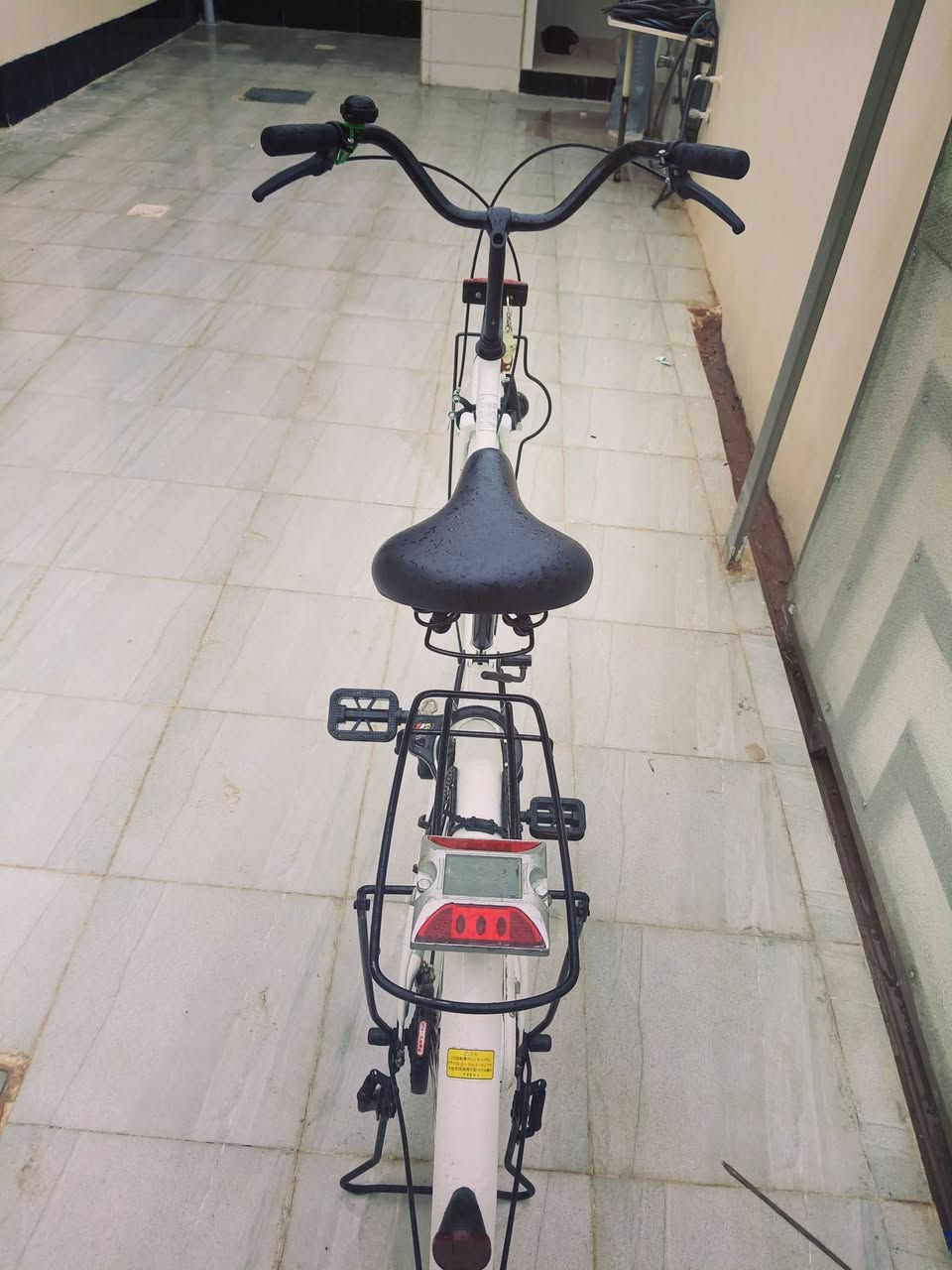 سلام عليكم باسكل للبيع باسكل جديد السعر ١٠٠ قفل قفل مكاني ديالى بلدروز هاذة رقمي   
***********   باسكل  جديد جديد
