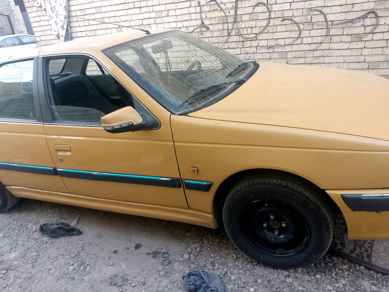 السلام عليكم بيجو بارص ١٥ للبيع سياره جاهزه كير محرك تخم تاير  تبريد صدر دبلات كله جديد بيه تبديل بنيد وجاملغ. كشره نظيف  سعره ٣٨ رقم بغداد  ماكني الدوره ***********  واتساب