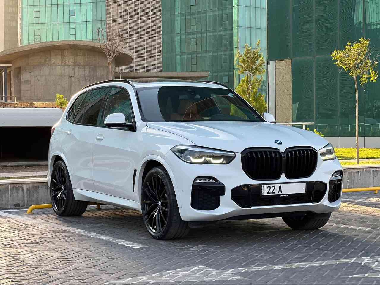 BMW x5 ( M باكيج بيلادي ) 2021
سيارة وارد الامريكي سيارة ماشية 44 الاف ميل 
سيارة ستة سلندر محرك  3000 تؤربؤ
سيارة فول مواصفات داخل عسلي بيلادي تشغيل عن بعد  
حادث سيارة بونيد باب سايق صبغ اربارك ستيرين بردة بس
سيارة مابيها اي مصرف سيارة حيل نظيف 
للاستفسار سعر سيارة اتصل بينا
☎️📞 *********** wahstup أربيل, العراق
