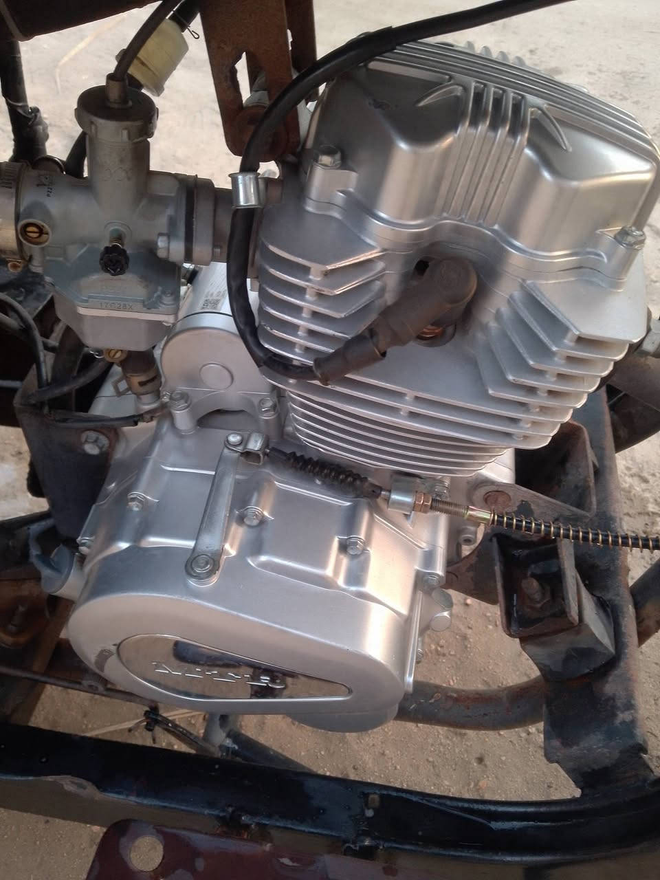 سلام عليكم ستوته لبيع مكفوله من كلشي مكينه شاصي اكسن كله جديد ستوته منقصه برغي 🔩  تجي وتشوف مديل 2014 اوراق وصولي رقمي***********
