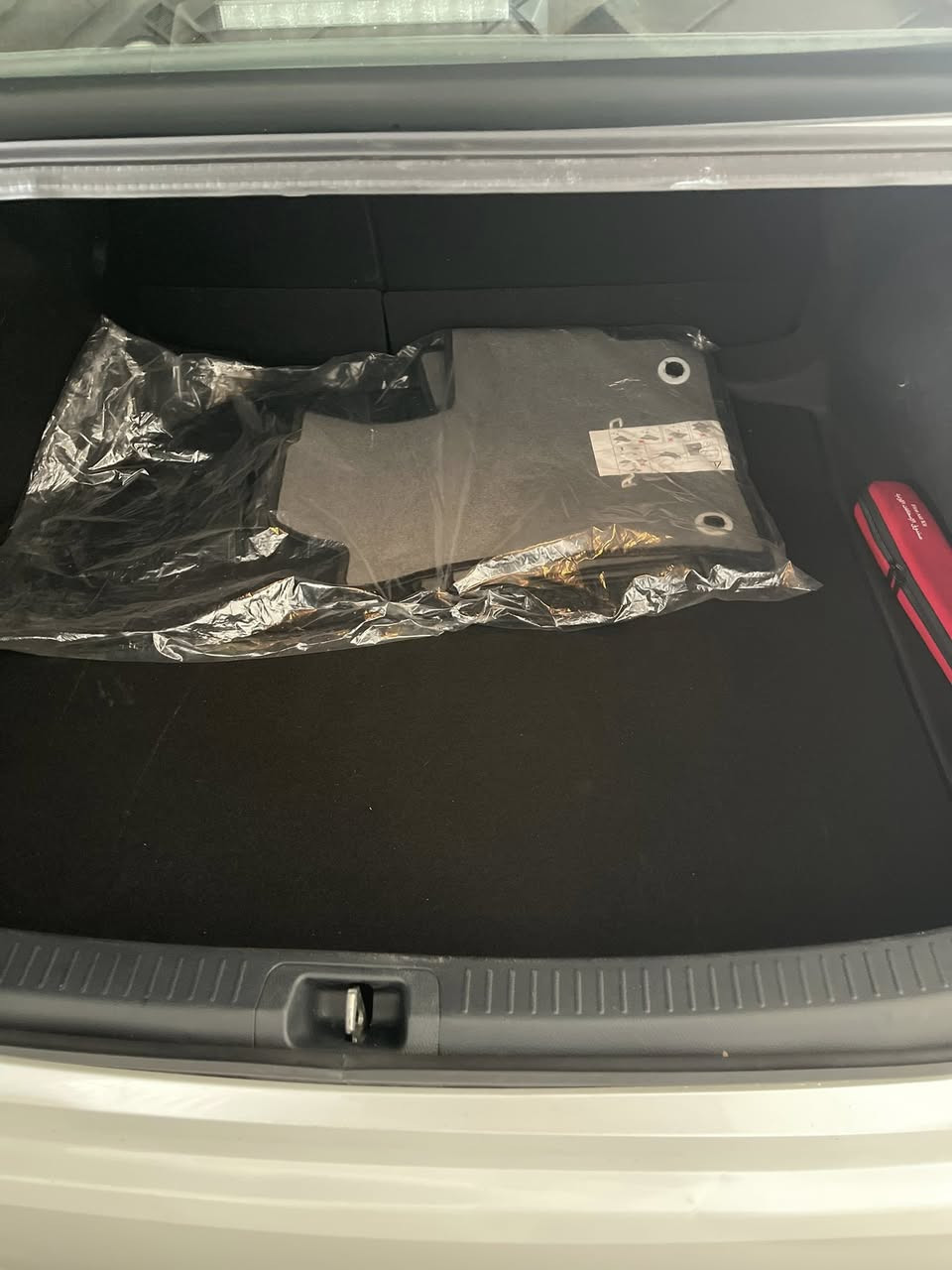 مرحبا البيع كورلا خليجي شركة SAS موديل 2023 رقم اربيل محرك 1800 مرغوب المكان اربيل سعر ***********
