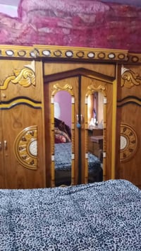 غرفه اخشاب جديده محتاج يريد يجي خاص ب 850 ابيها مجال 07817504216