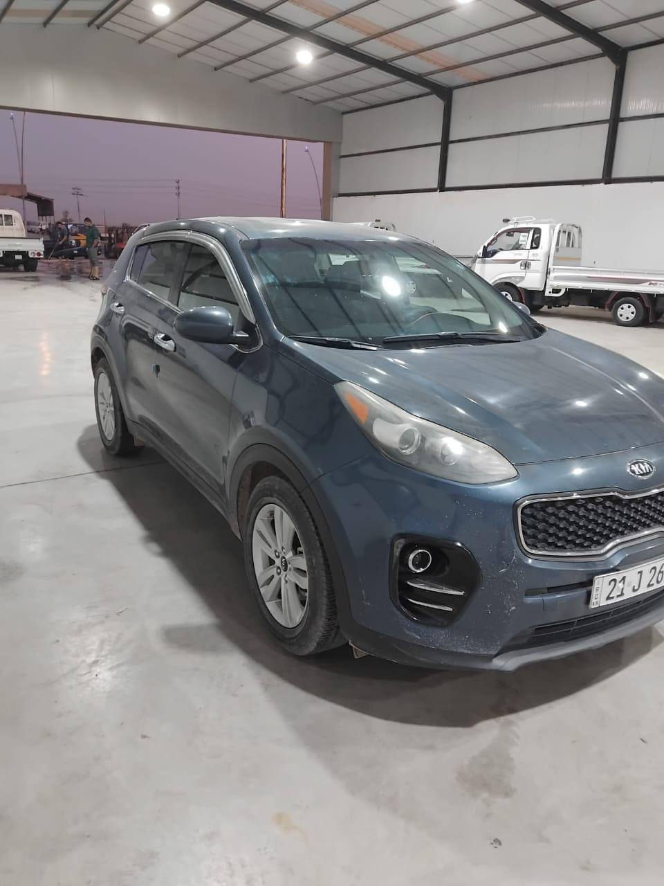 سلام عليكم
سبورتج 2017

فول مواصفات لون حبري 

سياره بيهة قطعه وحده فقط شرط سونار 

باب سايق صبغ الباقي كفاله كشر شاصي محرك كير كفاله 

سياره اميركي محرك جيتي اي شيرهم مراوس بيع عادي 

مكان سياره ديالى ناحيه جديده الشط قرب مطعم سامان 

الستفسار ع هاذ رقم ***********
