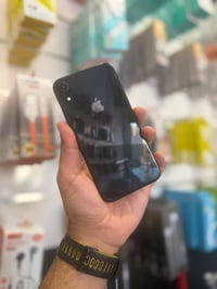 ايفون XR ١٢٨ • بطارية مبدلة • بصمة وجه واكفه