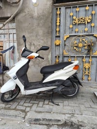 سكنس • دراجة نارية • بيع مستعجل