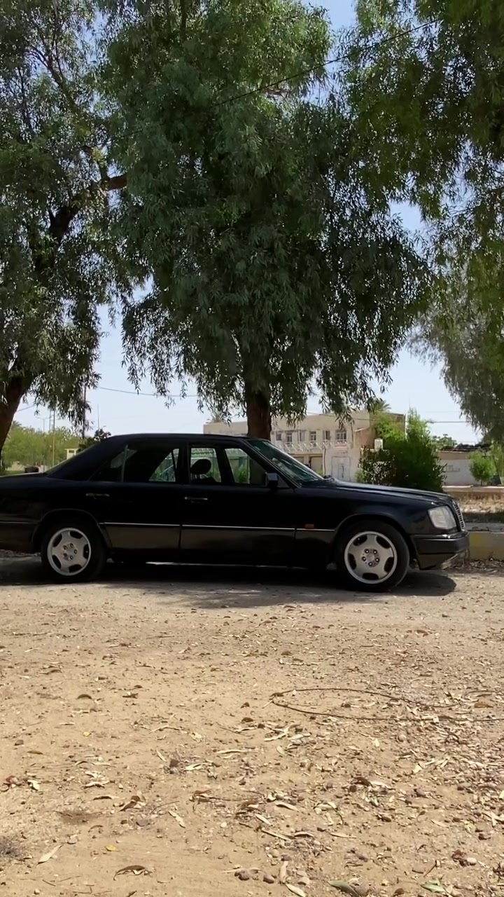 السلام عليكم
مارسدس دب للبيع 
_موديل 1993 -فول سلايت وكشنات كهرباء مخمل 
-مكينه 3000 بطه بشرط 
-قواعد دبل سليم 
-سياره صبغ عام جديد ضمان 5 سنوات 
-رقم بغداد الماني كامل الفحص والهزه والمعامله فقط تروح تسوي عقد وتحول 
-السعر 70 ومكان السياره ديالى جلولا ء
-***********
