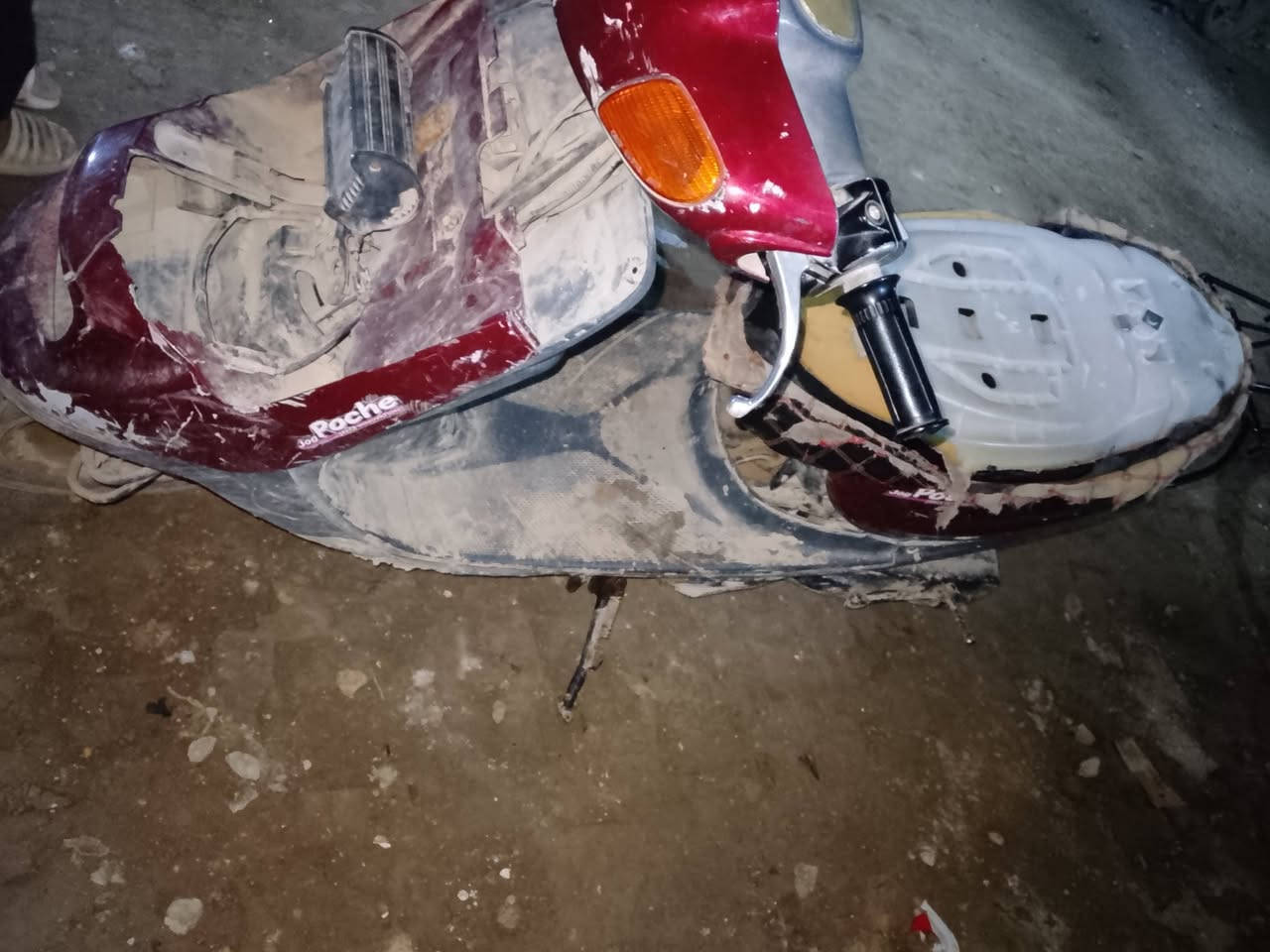 سلام عليكم عندي دراجه بطه للبيع
مابيها شي جاي امشي طفت بيه مفاجأة تايرات جدد لايت قوي فقط باتري مابيها سعر الدراجه 90وبيه مجال،،،،مكانها ديوانيه الاسكان الشراي يتصل على الرقم (***********)بي واتساب
