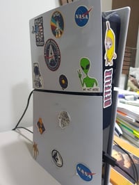 بلاي ستيشن 5 • 1تيرا • ملحقات أصلية