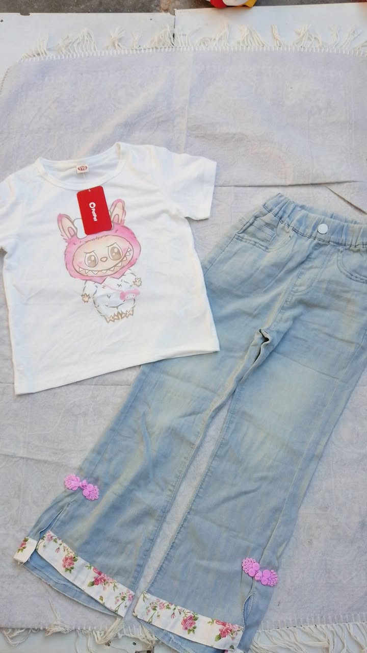 مساء الخير بنات قطع اخيره من ملابس الاطفال سعر الاتراك 4 ويتوفر توصيل الف داخل سبع  القياسات اسفل الصور


**إذا كنت صاحب هذا الإعلان وتريد حذفه لأي سبب، رجاءا أرسل رسالة إلى الدعم الفني**